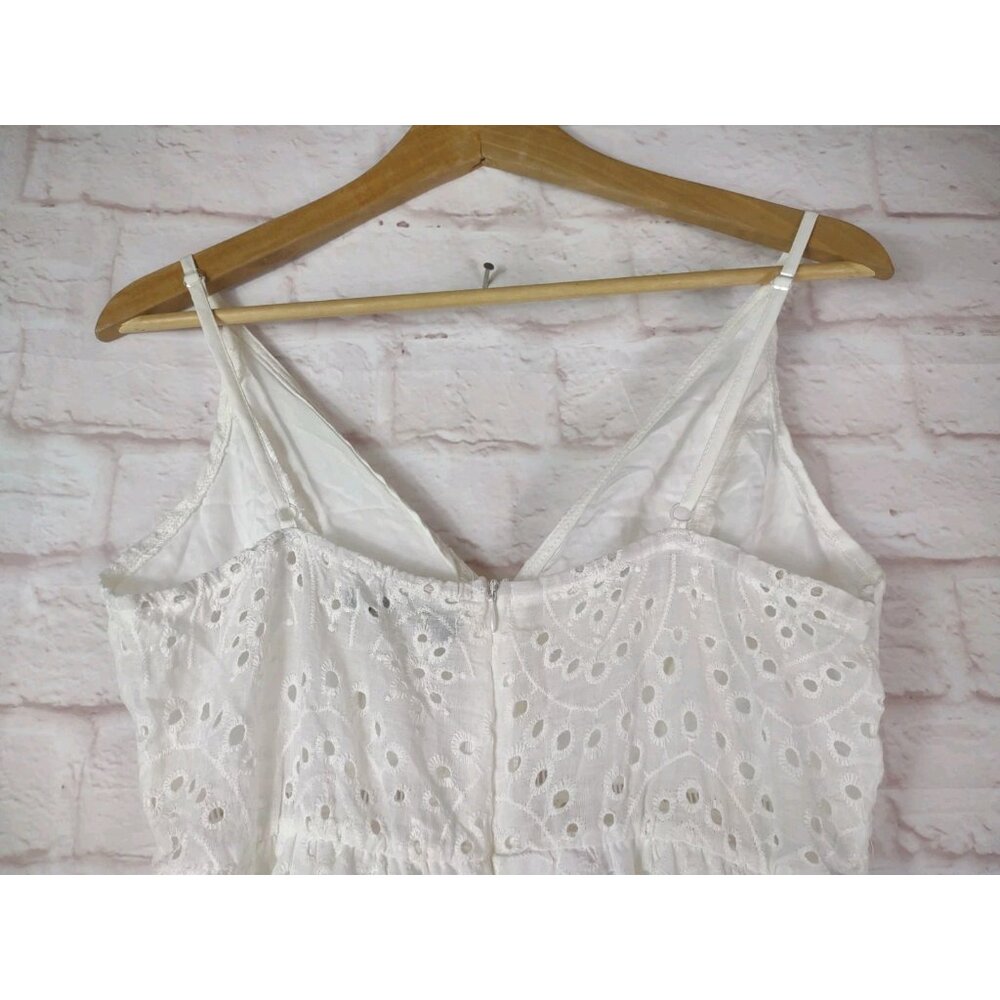 Simplee White Eyelet Cottagecore Dress Large V Neck Beach Summer Boho Hippie - Picture 7 of 9